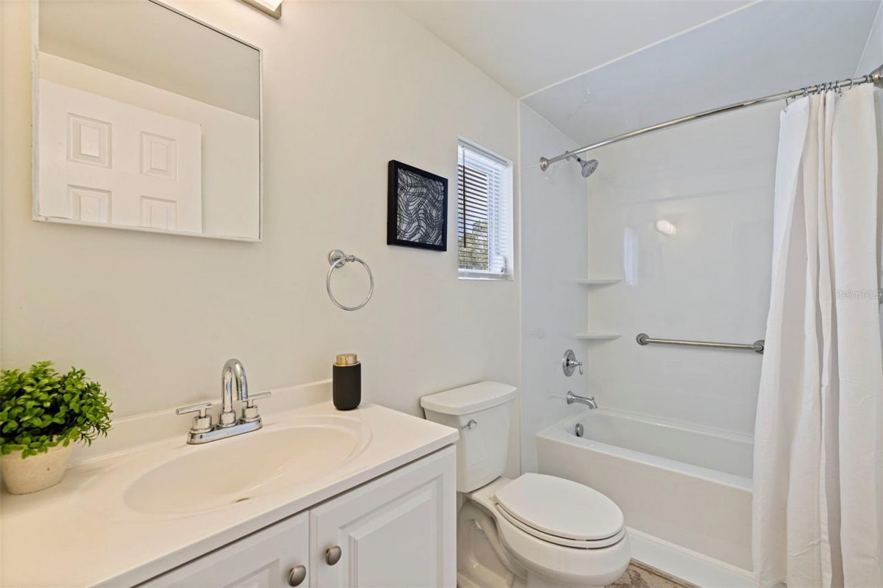 1470 28th Avenue N, Saint Petersburg, FL 33704 Photo