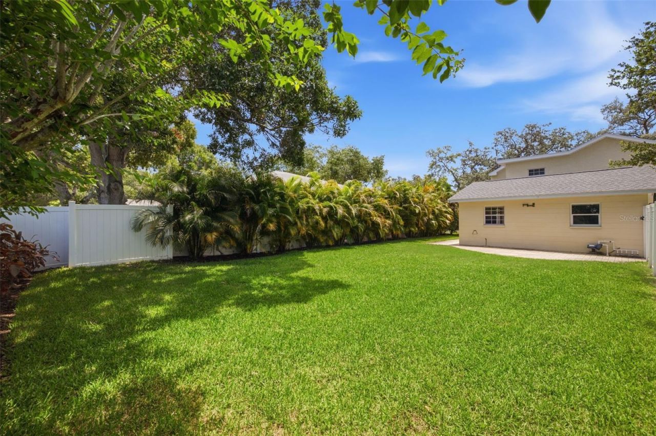 1470 28th Avenue N, Saint Petersburg, FL 33704 Photo