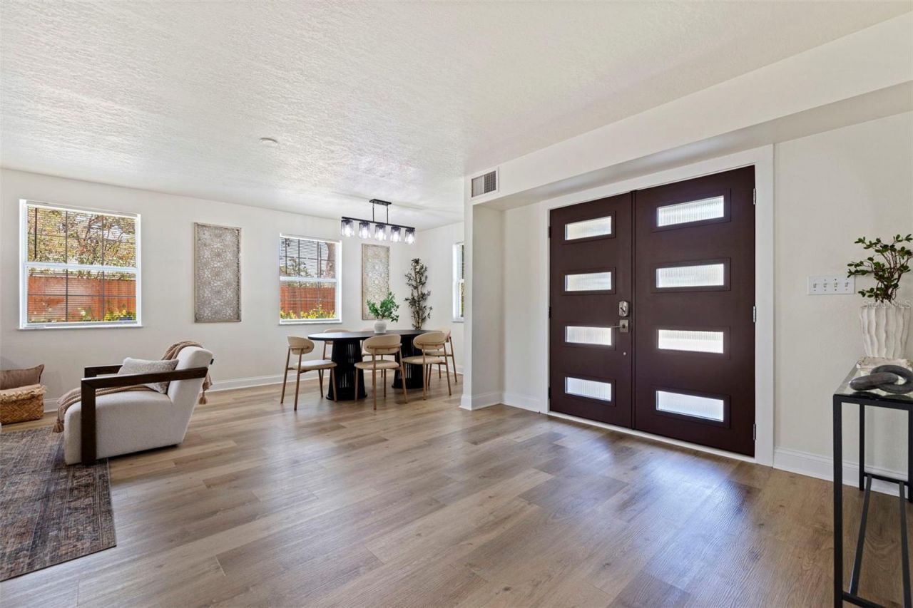 1470 28th Avenue N, Saint Petersburg, FL 33704 Photo