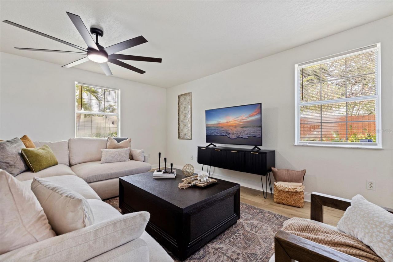 1470 28th Avenue N, Saint Petersburg, FL 33704 Photo