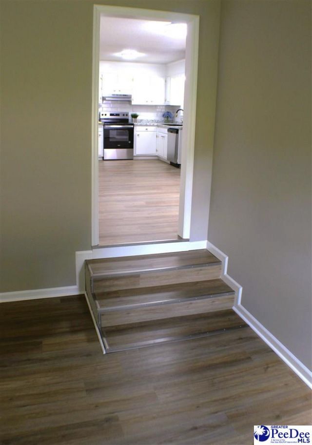 1814 Hawk Hill Drive Photo 20