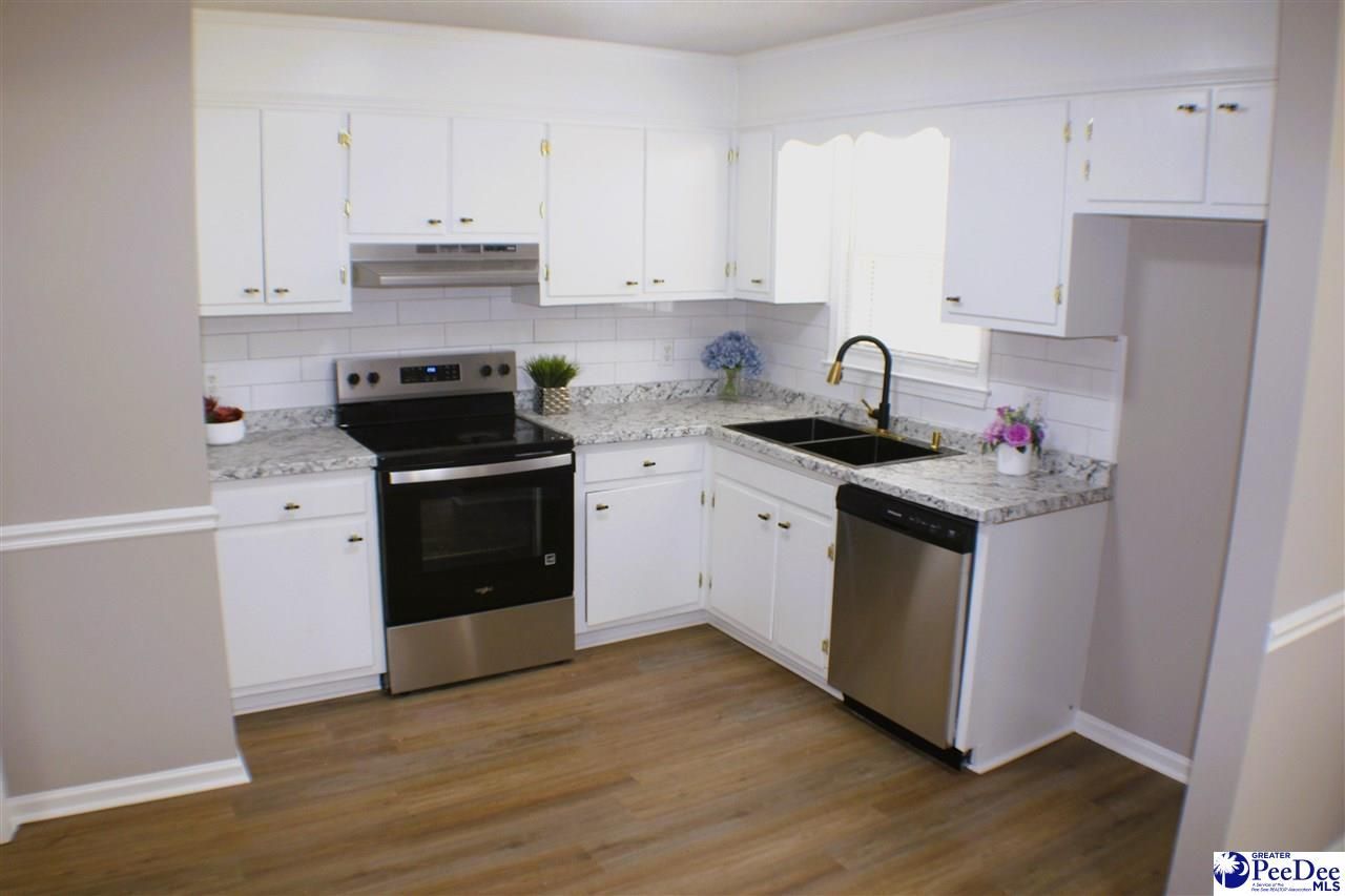 1814 Hawk Hill Drive Photo 8