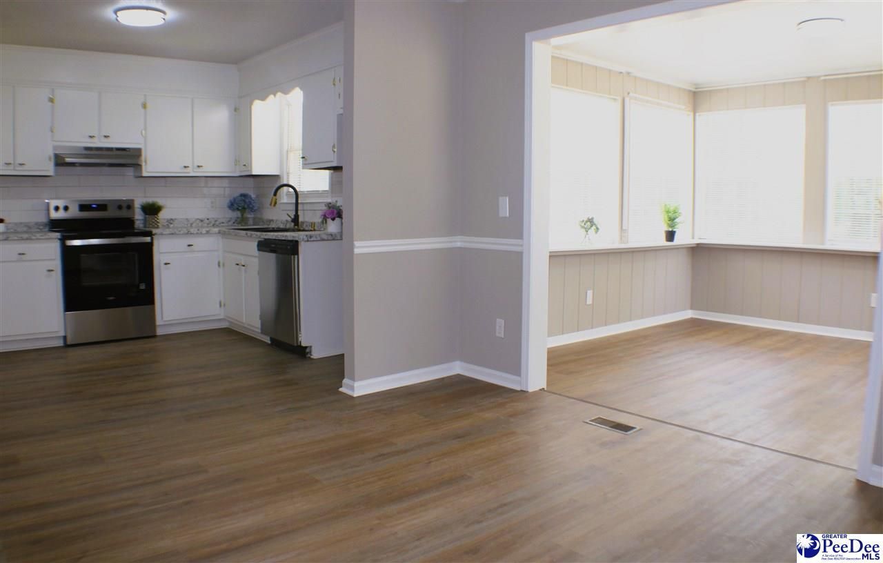 1814 Hawk Hill Drive Photo 9