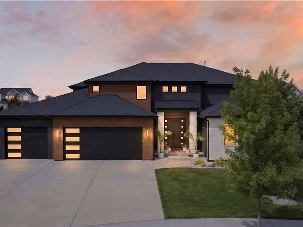 12318 W 169th Terrace, Overland Park, KS 66221