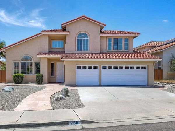 750 Avenida De La Barca, Chula Vista, CA 91910