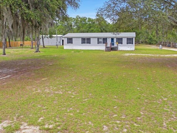 194 Keuka Road, Interlachen, FL 32148