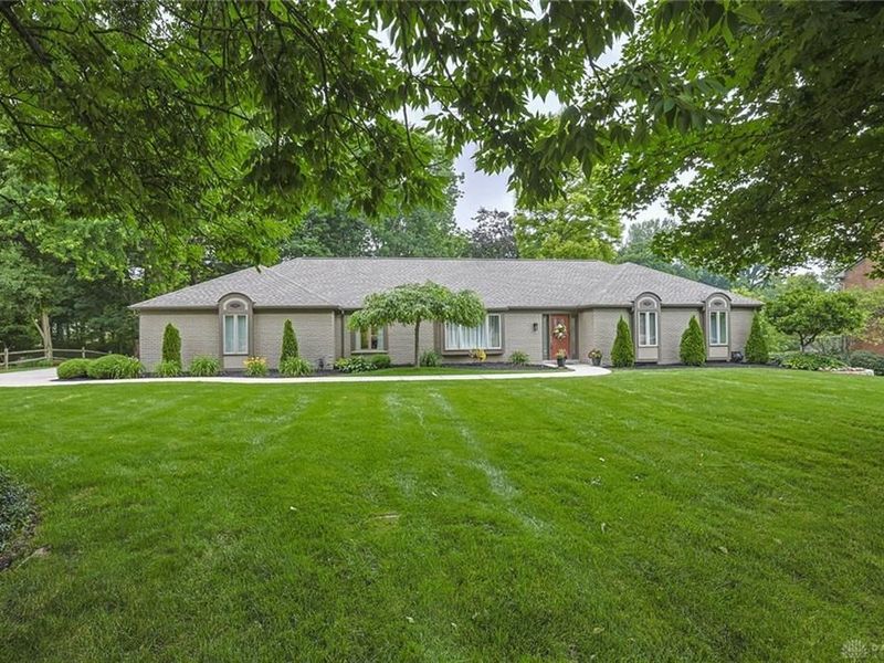 6725 Vienna Woods Trail, Miami Township, OH 45459 Photo 3