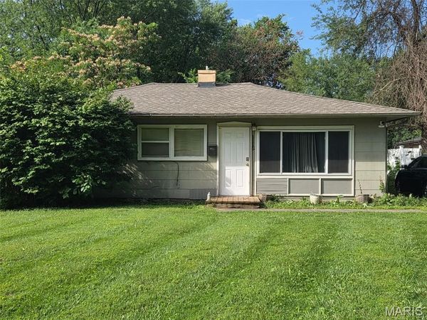 1115 N 39th Street, Belleville, IL 62226