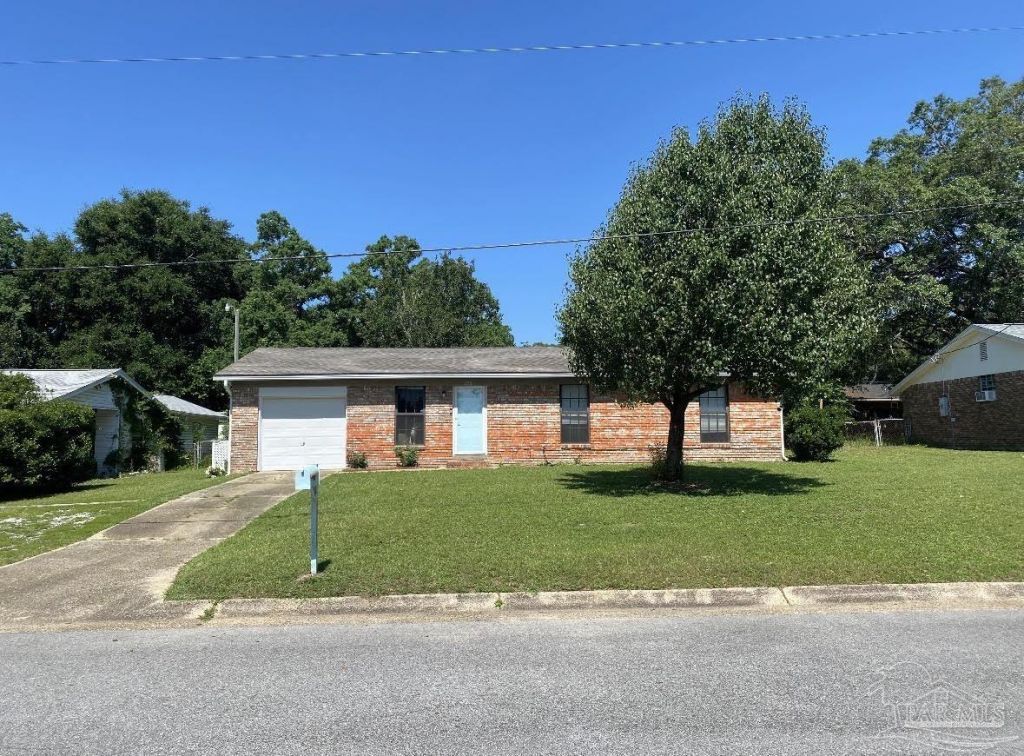 2961 English Oak Cir, Pensacola, FL 32526 Main Photo