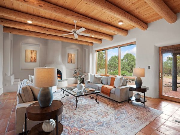 71 Camerada Loop, Santa Fe, NM 87508