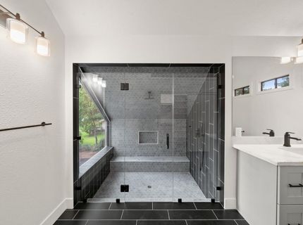 3777 Garden Hwy, Sacramento, CA 95834 Photo