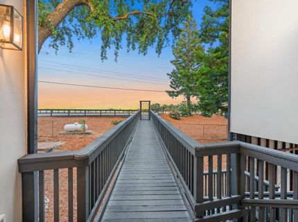 3777 Garden Hwy, Sacramento, CA 95834 Photo