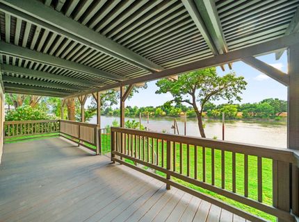 3777 Garden Hwy, Sacramento, CA 95834 Photo