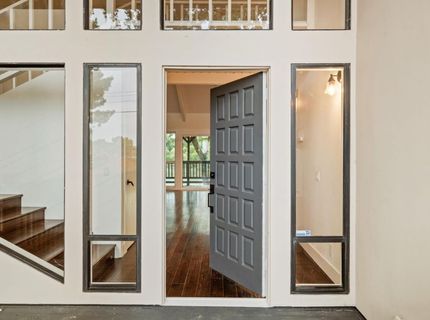 3777 Garden Hwy, Sacramento, CA 95834 Photo