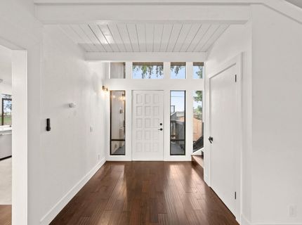 3777 Garden Hwy, Sacramento, CA 95834 Photo
