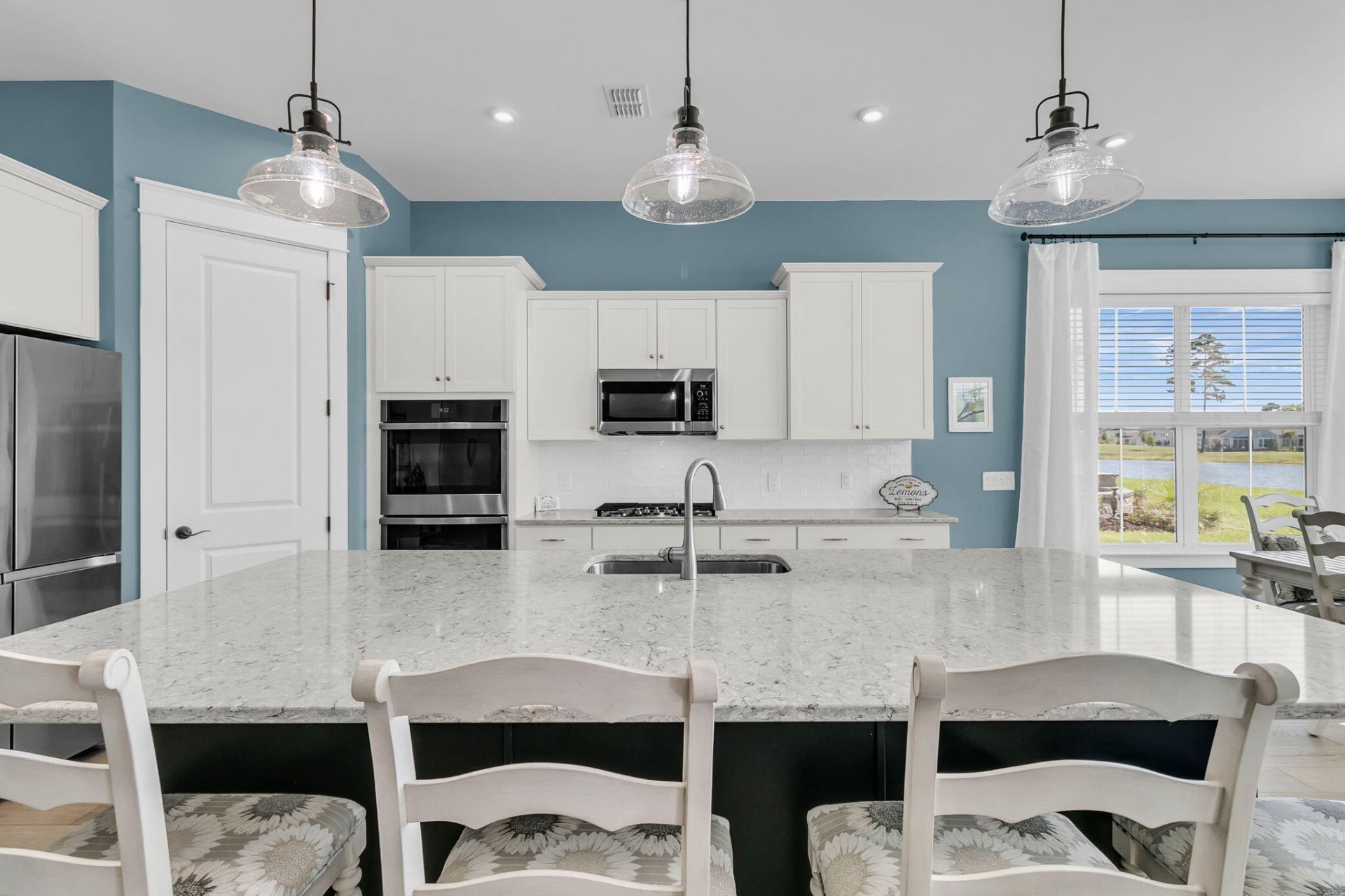 522 Marsh Cove Circle Photo 10