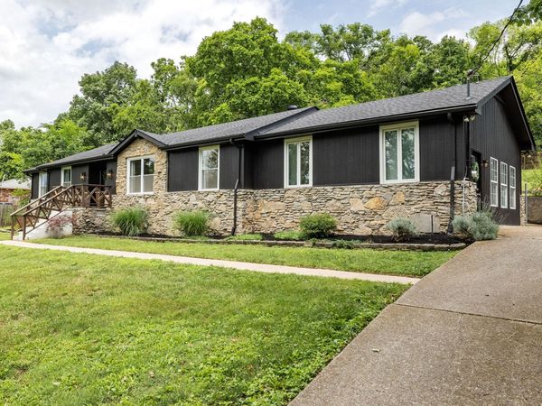 430 Kemper Dr N, Madison, TN 37115