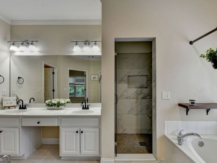 Property Image 64