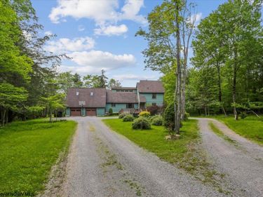 551 Sand Run Road, Davis, WV 26260