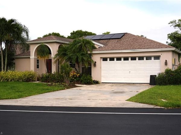 1145 Moon Lake DR, NAPLES, FL 34104