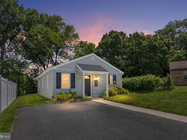 102 OVAL CIRCLE, WILMINGTON, DE 19801