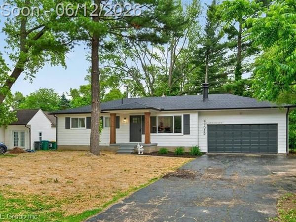49515 W Huron River Drive, Van Buren Twp, MI 48111