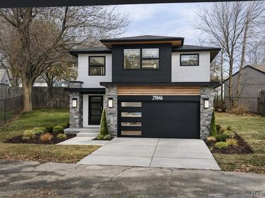 16641 Stephens Drive, Eastpointe, MI 48021