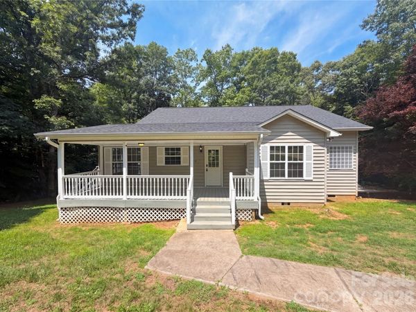 221 Grandview Drive , Statesville, NC 28677