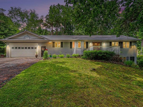 2985 W Kirby Road, Battle Creek, MI 49017