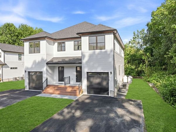 142 Fisher St, Unit B, Attleboro, MA 02703