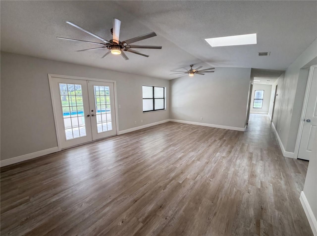 9819 E Lake Tahoe Drive, Inverness, FL 34450 Photo