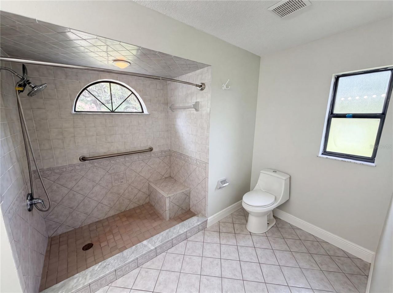 9819 E Lake Tahoe Drive, Inverness, FL 34450 Photo