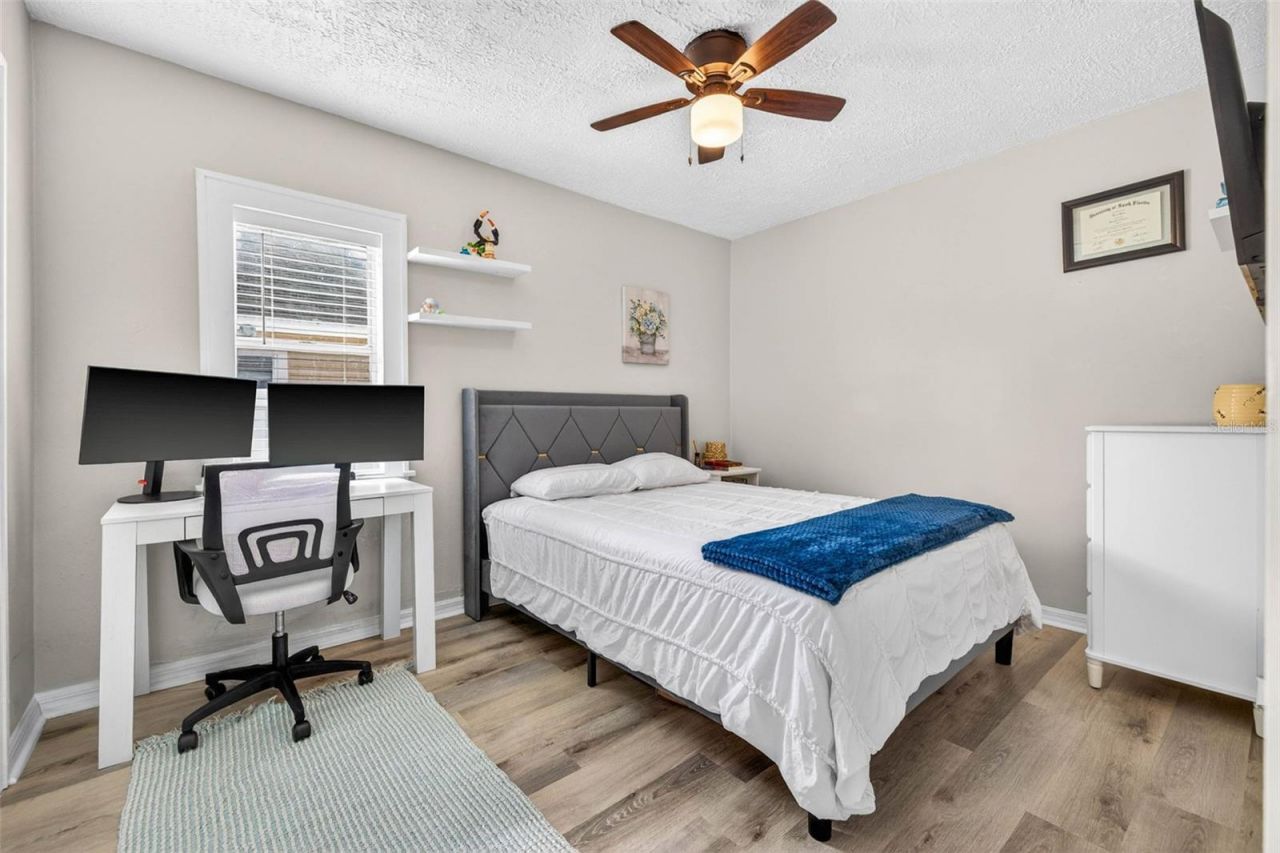 2561 13th Avenue N, Saint Petersburg, FL 33713 Photo