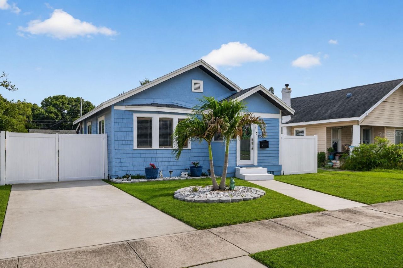 2561 13th Avenue N, Saint Petersburg, FL 33713 Photo