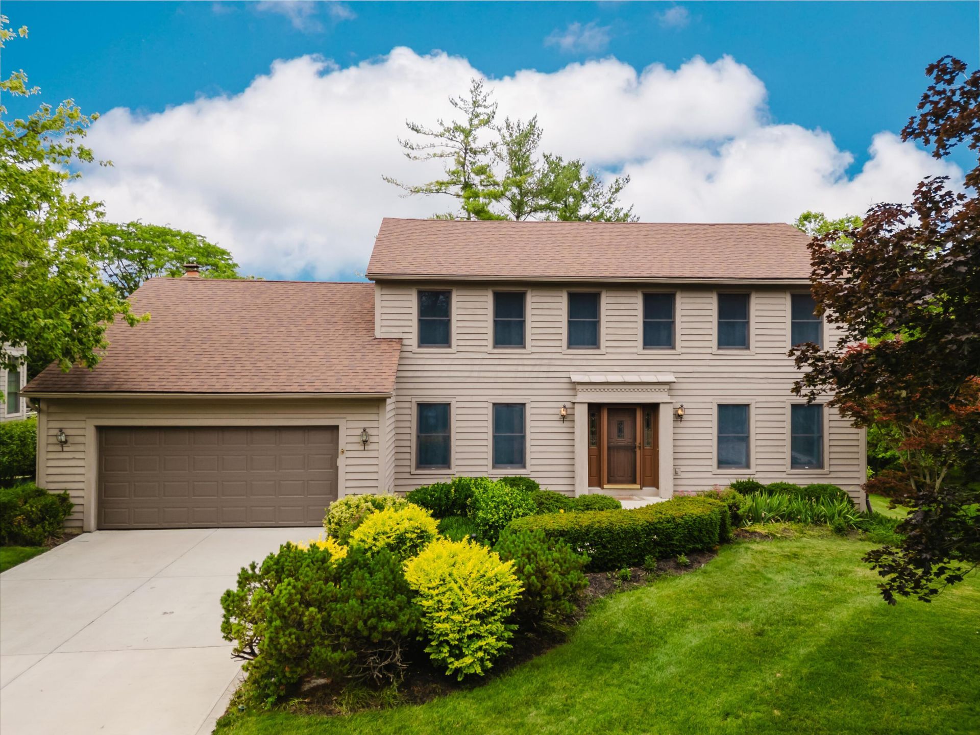 5586 Loch More Court W, Dublin, OH 43017 Main Photo
