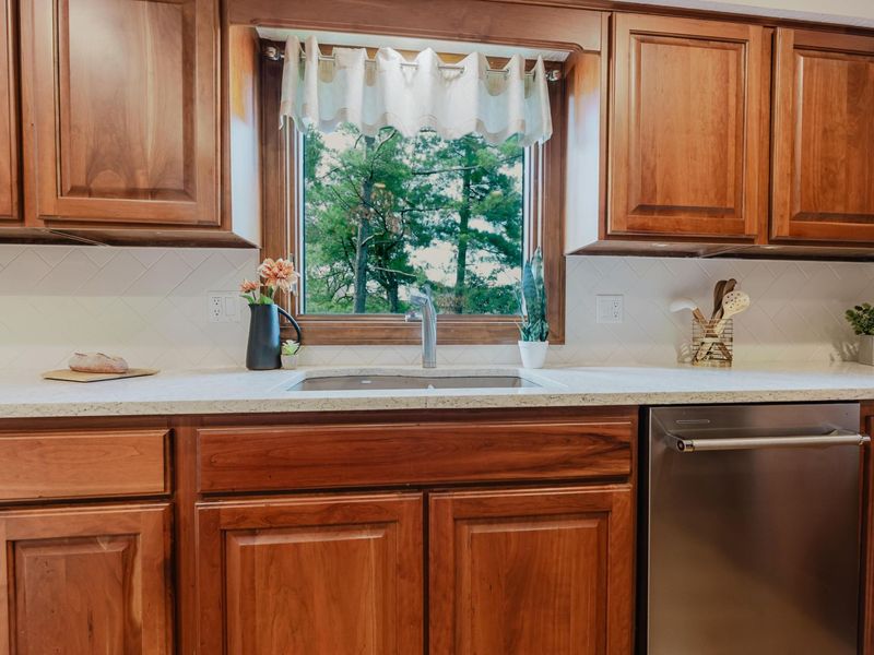5586 Loch More Court W, Dublin, OH 43017 Photo 12