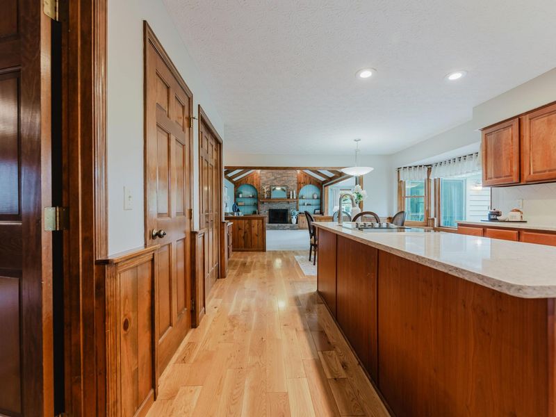 5586 Loch More Court W, Dublin, OH 43017 Photo 13