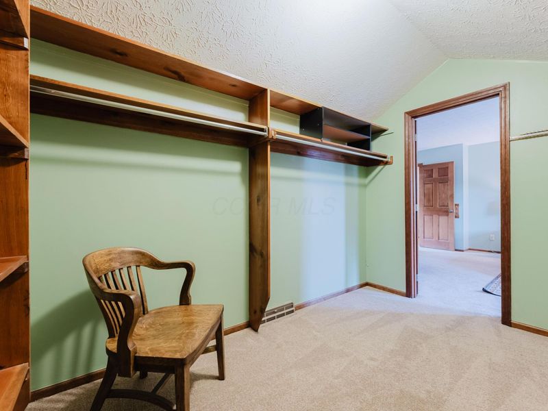5586 Loch More Court W, Dublin, OH 43017 Photo 38