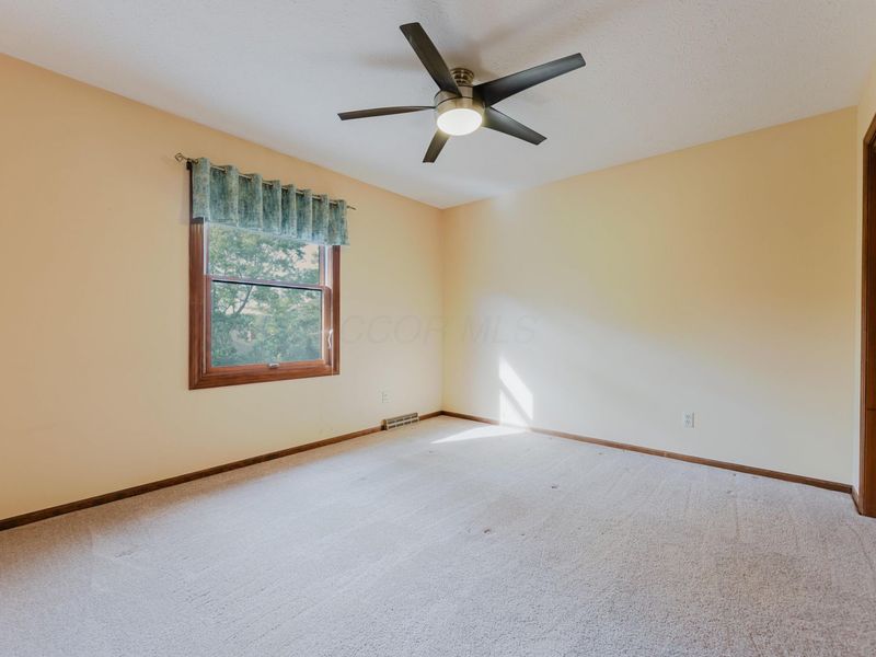 5586 Loch More Court W, Dublin, OH 43017 Photo 47