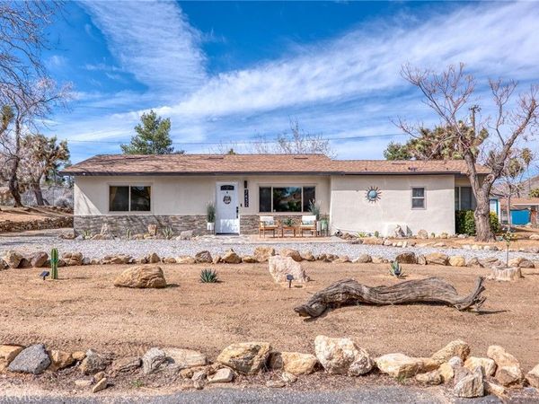 7432 Dumosa, Unit 1/2, Yucca Valley, CA 92284