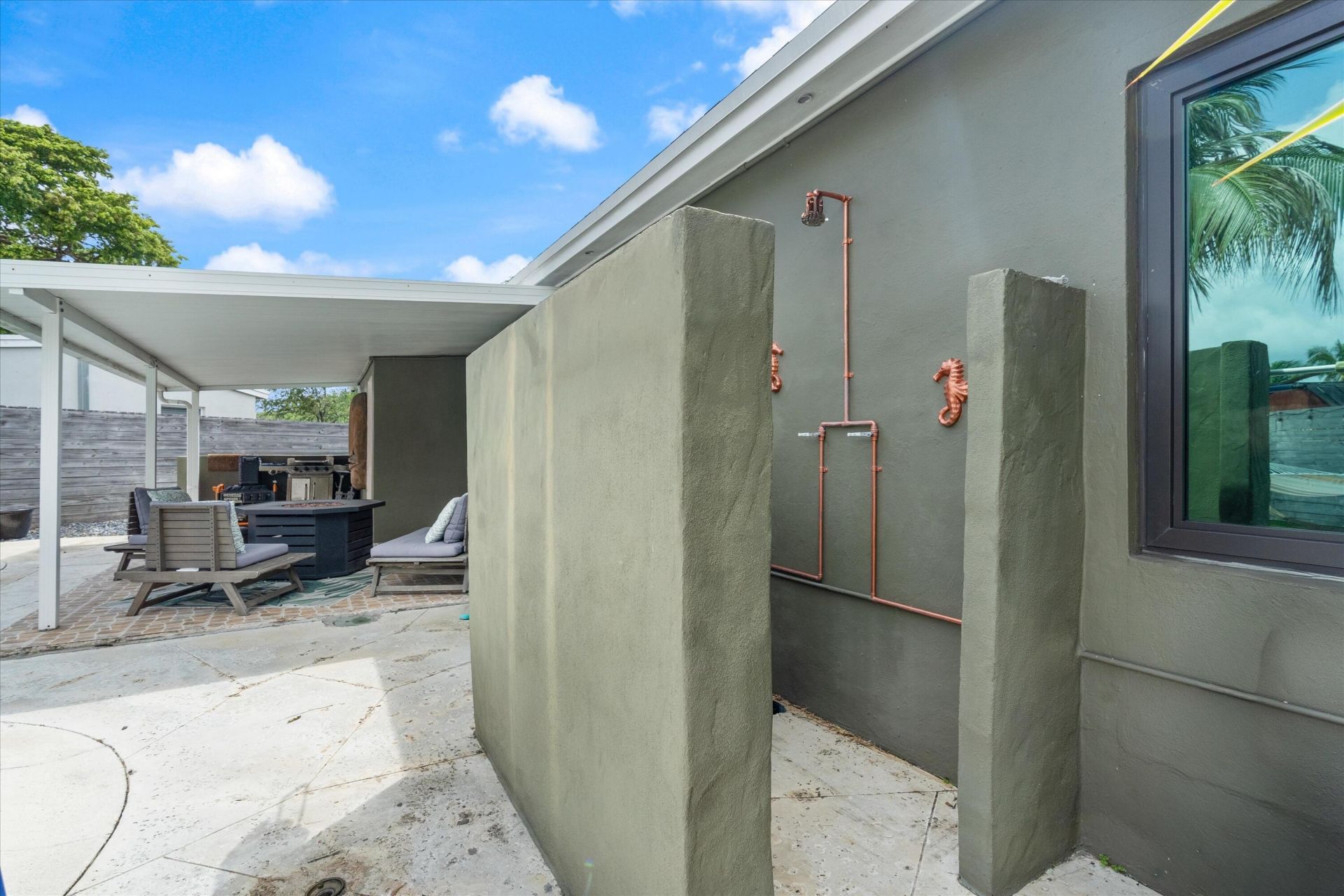 2417 NE 13th Terrace, Pompano Beach, FL 33064 Photo