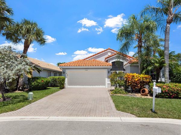 5320 Glenville Drive, Boynton Beach, FL 33437