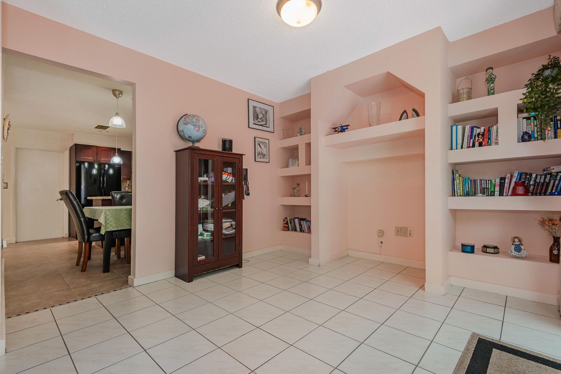 4961 SW 94th Avenue, Cooper City, FL 33328 Photo