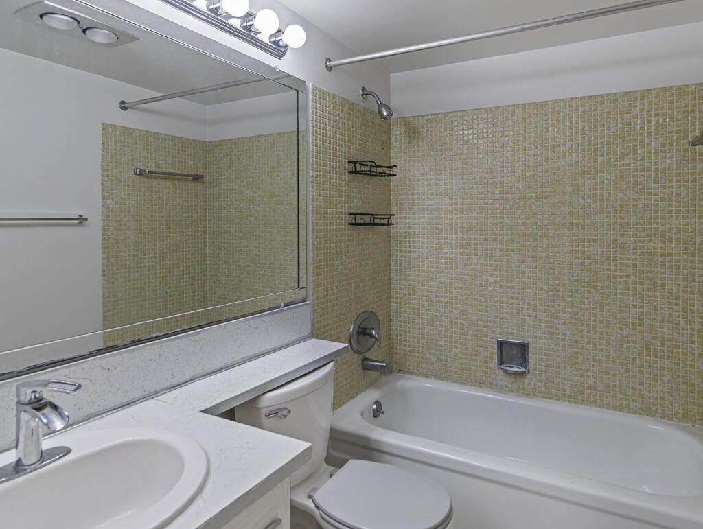 362 Northampton R, Unit 362, West Palm Beach, FL 33417 Photo