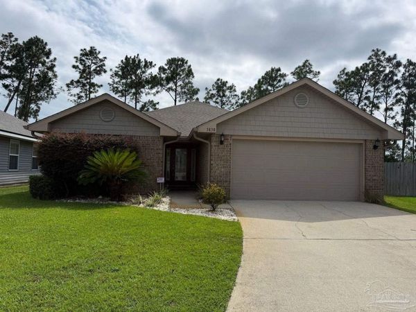 3838 Weatherstone Cir, Pensacola, FL 32507