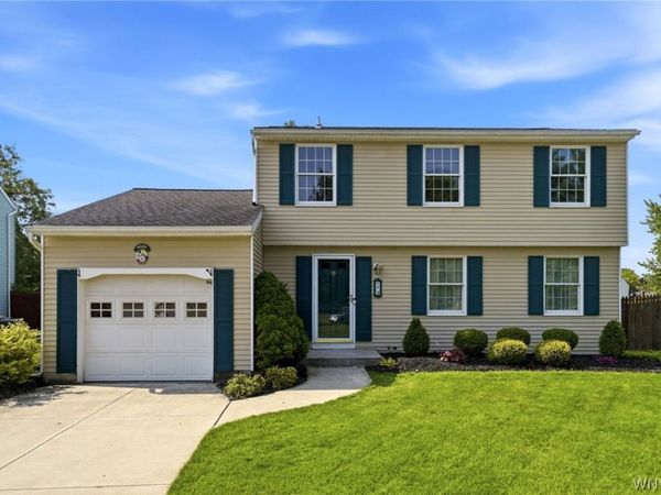 173 Roycroft Dr , West Seneca, NY 14224