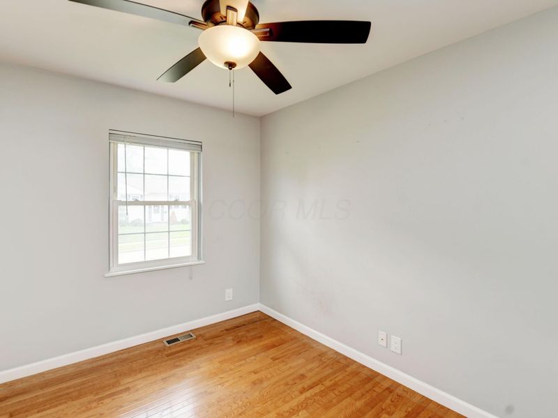 590 Knights Avenue, Columbus, OH 43230 Photo 22