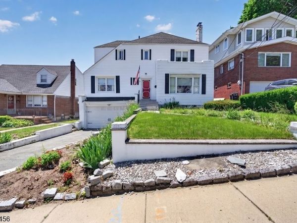 25 Cresthill Ave, Clifton, NJ 07012