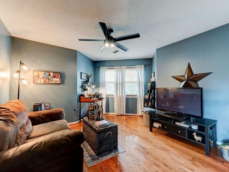 Property Image 32