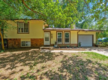 603 E 54th Street South, Wichita, KS 67216